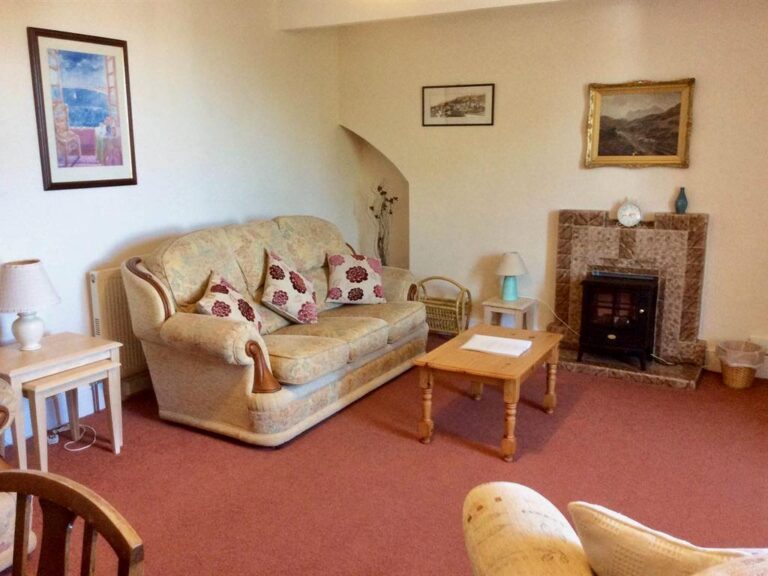 Selworthy Sleeps 8 to 9 Baptist Holiday Apartments, Minehead